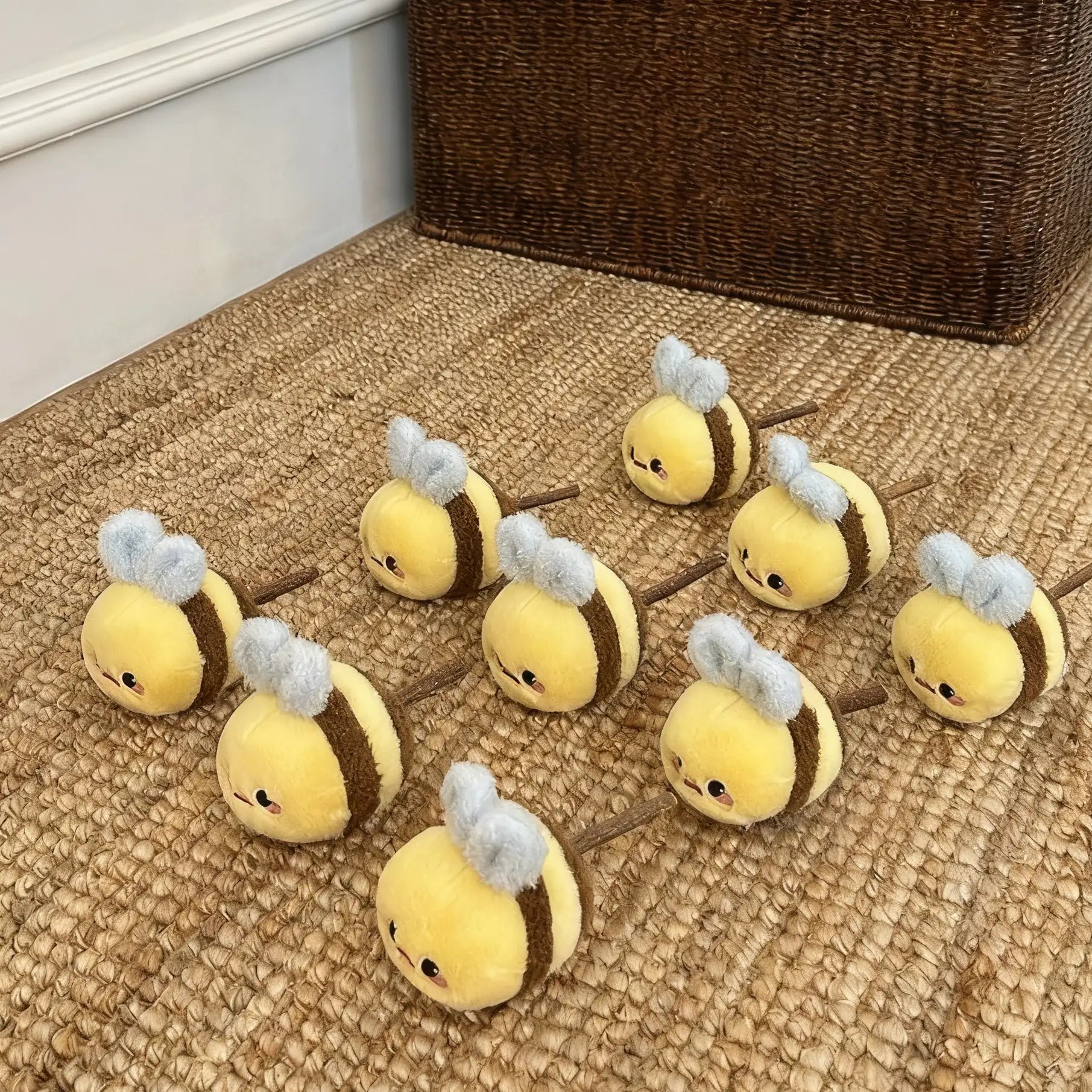 Kittyoo Bee Wood Catnip Toy