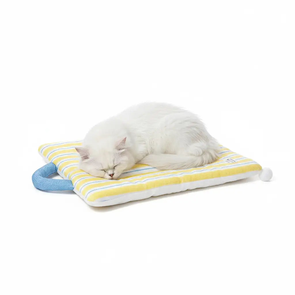 Pet All Season Comfort Mat - Warm Blanket for Cats & Dogs